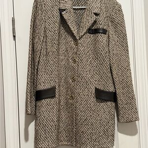 St. John Black and Cream Tweed Blazer vintage sz 10 jacket sz 8 skirt